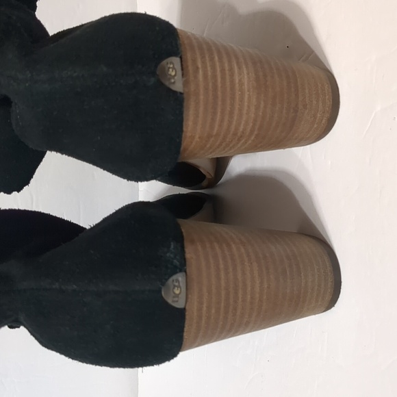 UGG Thames Black Suede Ankle Boots heels women size 9.5 - Picture 7 of 10